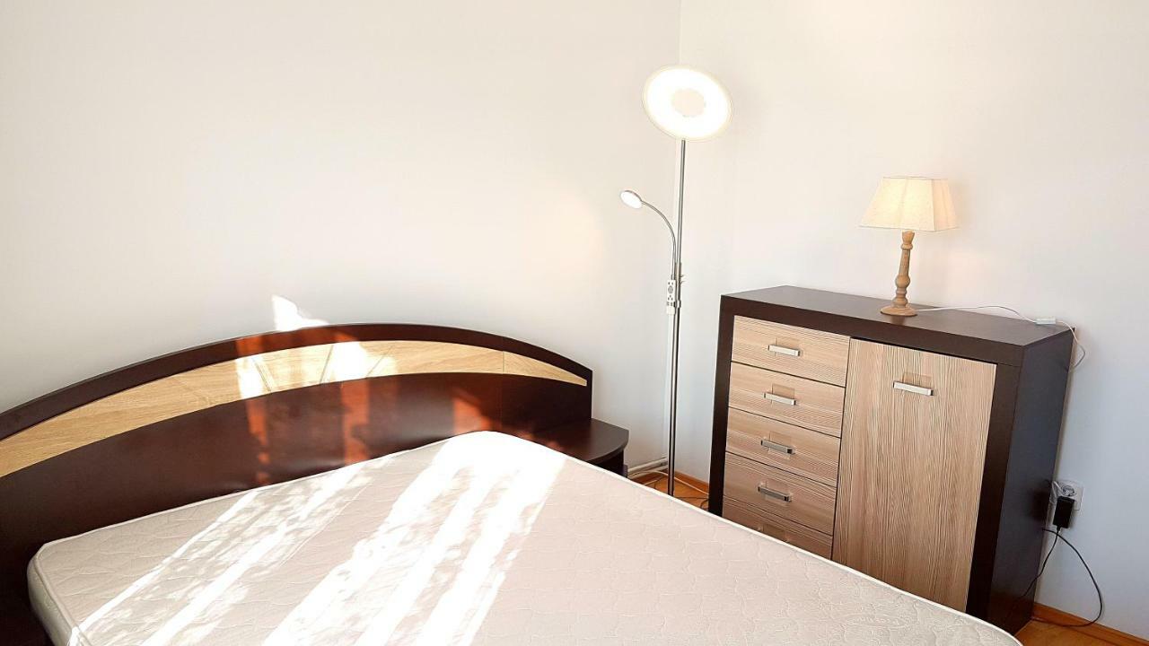 Main Street Preview Listing Apartament